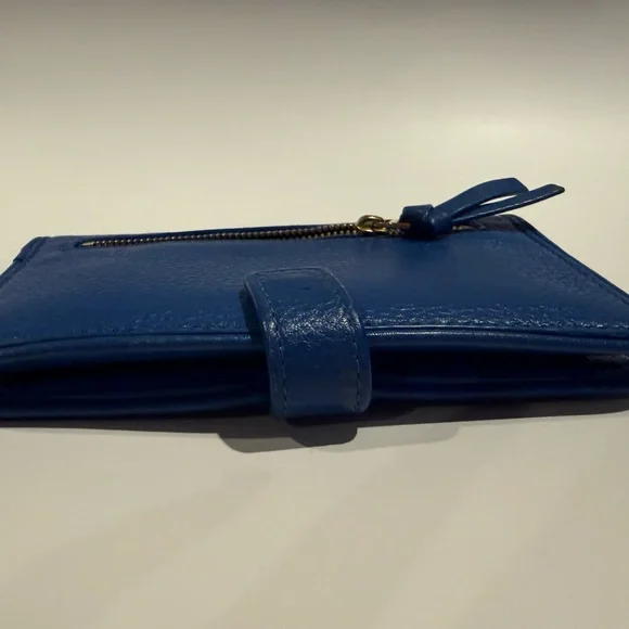 Tory Burch Britten Smartphone Snap Wallet - Picture 3 of 13